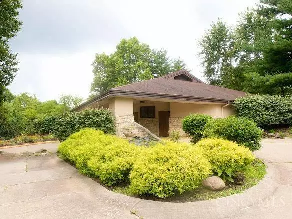 5629 Bridgetown Rd, Cincinnati, OH 45248