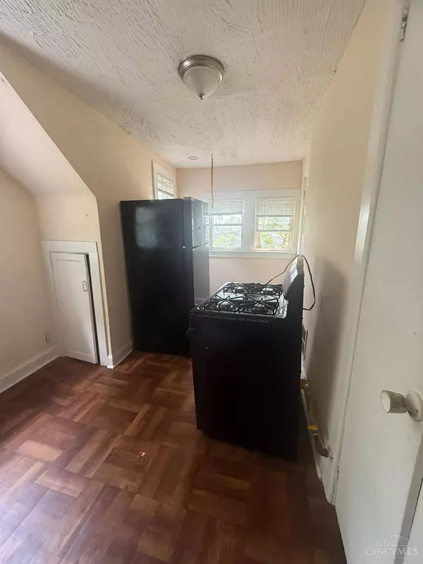 5116 Warren Ave, Norwood, OH 45212