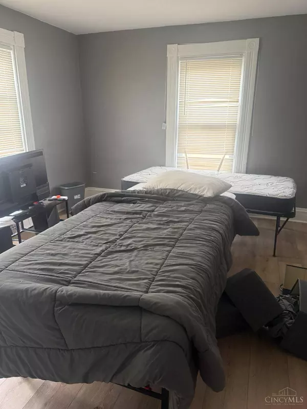 423 Arlington Ave, Lockland, OH 45215