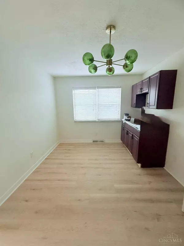 4632 Paddock, Cincinnati, OH 45237