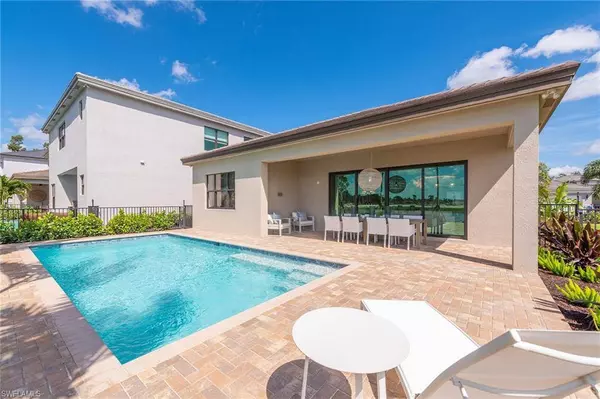 20738 Fair Oak LN, Estero, FL 33928