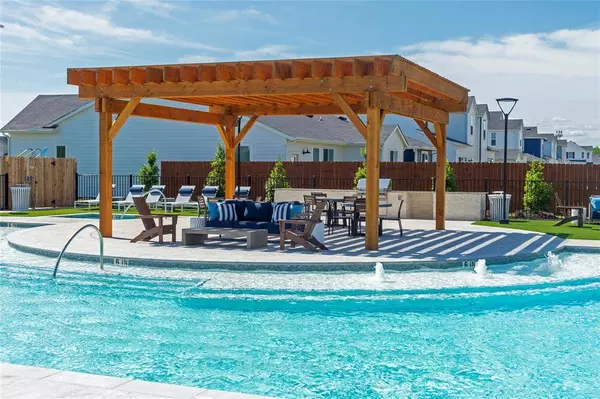 319 Fort Bend Drive DR, Missouri City, TX 77459