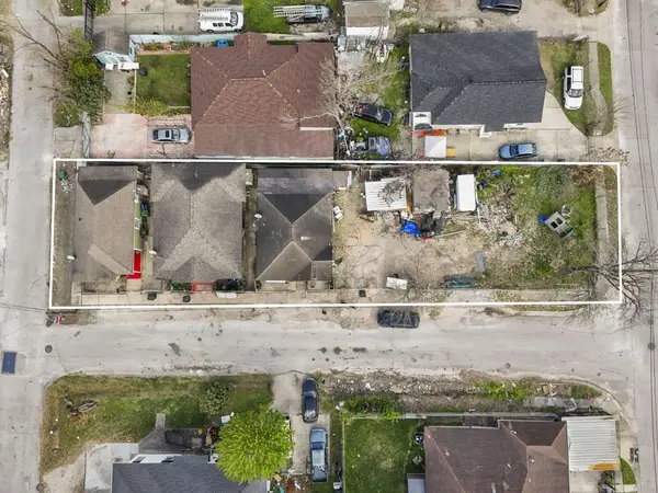 3501 Sarah ST, Houston, TX 77026