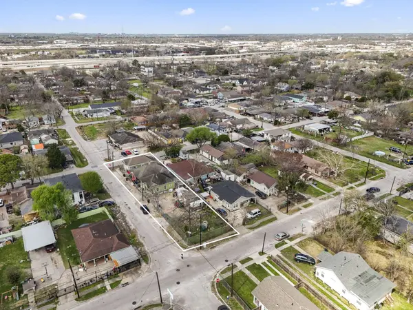 3501 Sarah ST, Houston, TX 77026