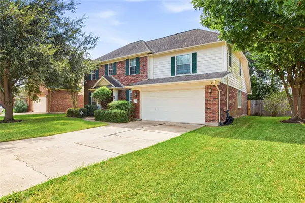 16810 Benwick DR, Sugar Land, TX 77498