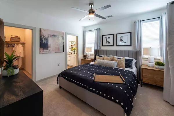 407 Waller LN, Missouri City, TX 77459