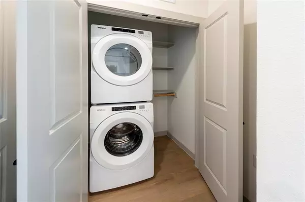 319 Fort Bend Drive DR, Missouri City, TX 77459