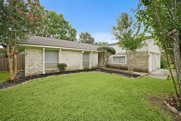 411 Pickford DR, Katy, TX 77450