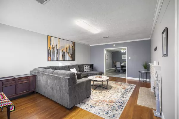 3608 Wheeler ST, Houston, TX 77004