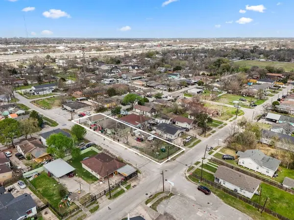 3501 Sarah ST, Houston, TX 77026