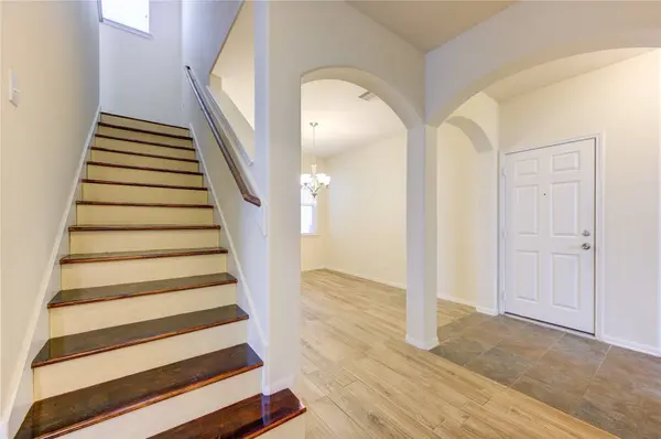 6518 Wilshire RDG, Houston, TX 77040