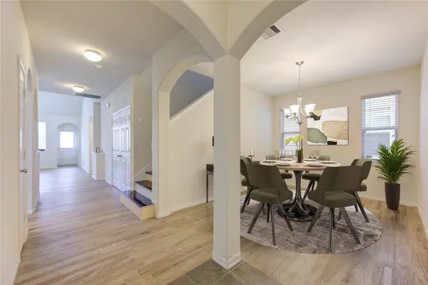 6518 Wilshire RDG, Houston, TX 77040