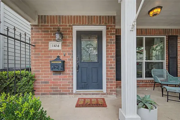 1104 Buckner ST, Houston, TX 77019