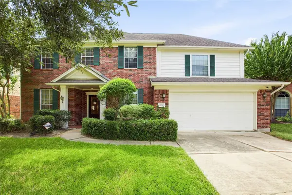16810 Benwick DR, Sugar Land, TX 77498
