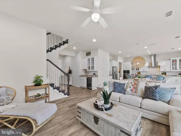 41 BEACH CLUB AVE, Ocean View, DE 19970