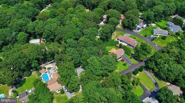 18 LAKE SHORE DR, Lewes, DE 19958