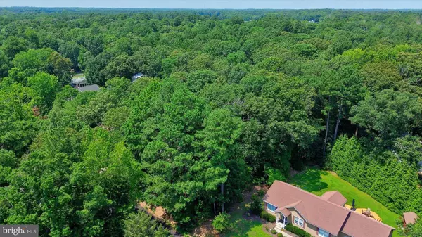 18 LAKE SHORE DR, Lewes, DE 19958