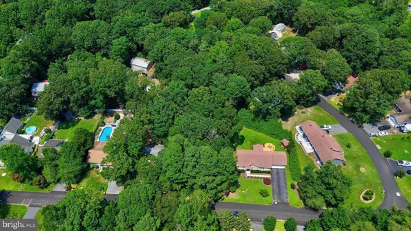 18 LAKE SHORE DR, Lewes, DE 19958