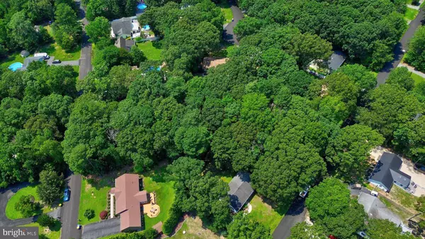 18 LAKE SHORE DR, Lewes, DE 19958