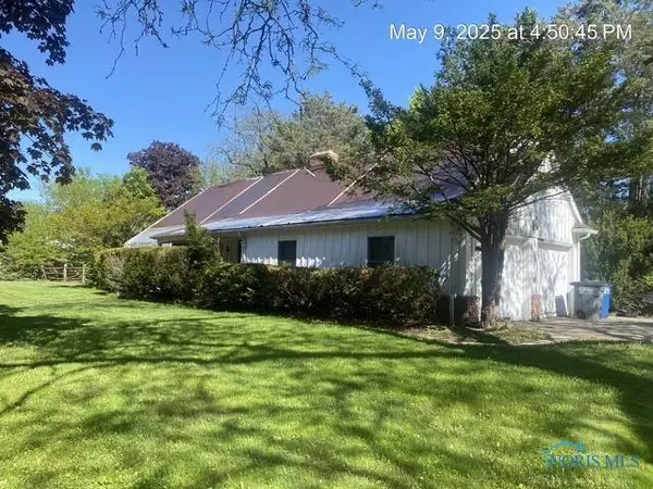 3777 Treelawn DR, Toledo, OH 43614