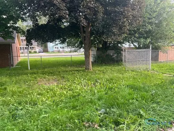 305 McKinley ST, Delta, OH 43515