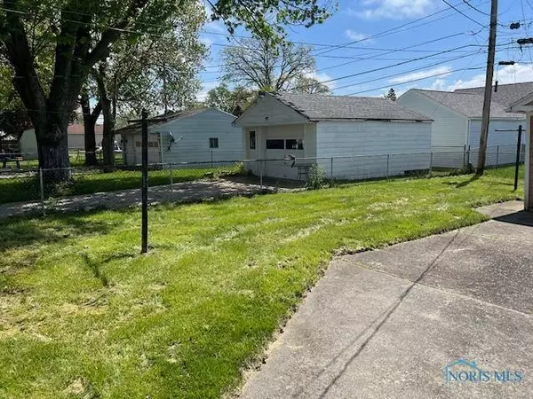 803 Mayfair BLVD, Toledo, OH 43612