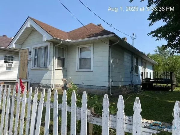 1944 N Michigan ST, Toledo, OH 43611