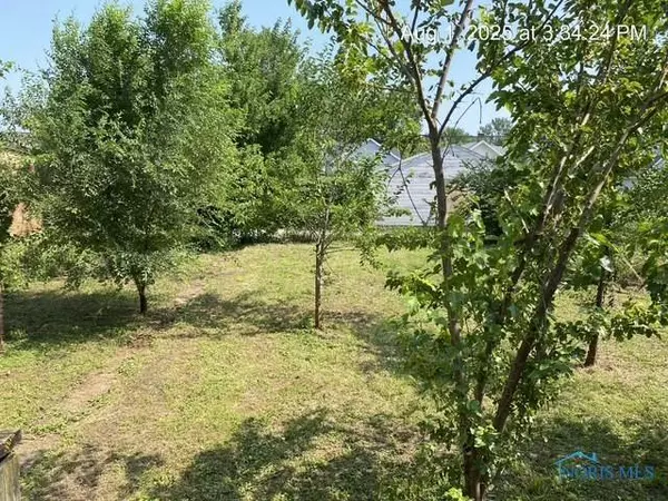 1944 N Michigan ST, Toledo, OH 43611