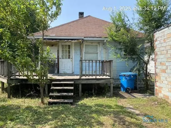 1944 N Michigan ST, Toledo, OH 43611