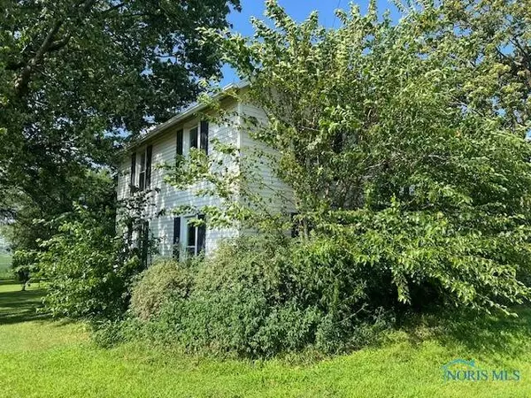 714 E State Route 101, Clyde, OH 43420