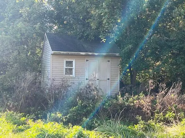 3652 West Harbor RD, Port Clinton, OH 43452