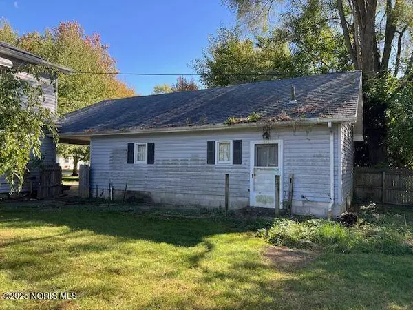 117 Maple ST, Bradner, OH 43406