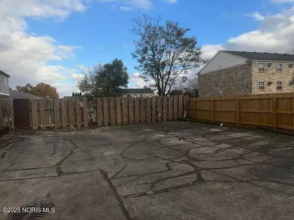 4501 Cherry Creek LN, Toledo, OH 43615