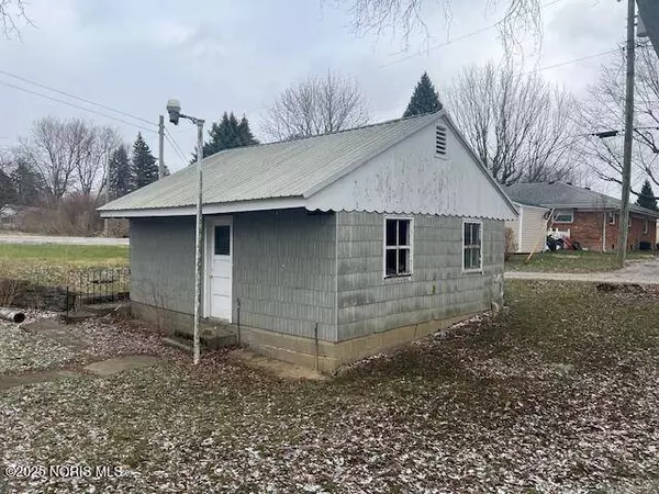 511 W Maumee AVE, Napoleon, OH 43545