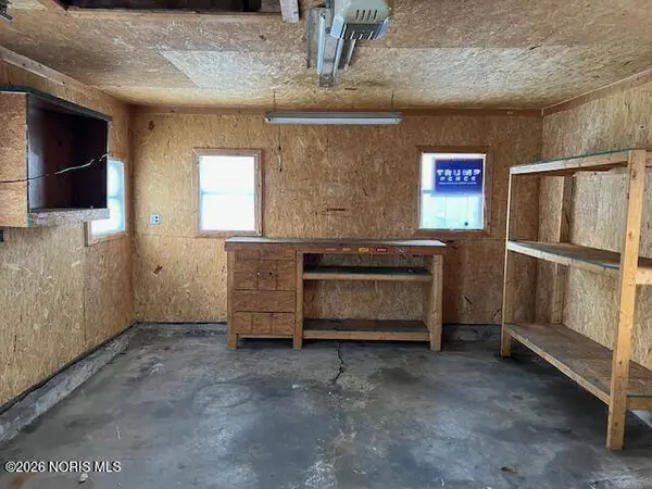 549 Dorcas RD, Holland, OH 43528