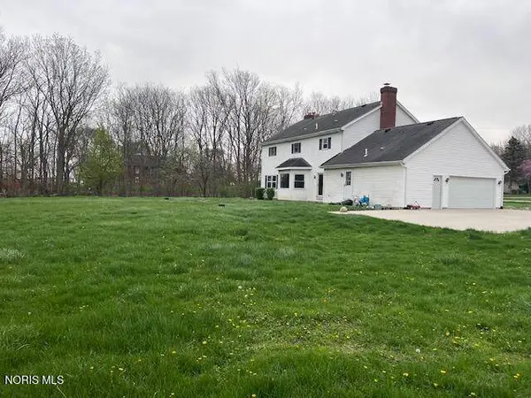 22899 W Hellwig RD, Genoa, OH 43430