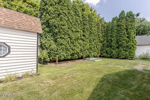 21 Meadow Lane DR, Delta, OH 43515
