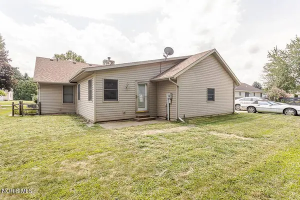 21 Meadow Lane DR, Delta, OH 43515