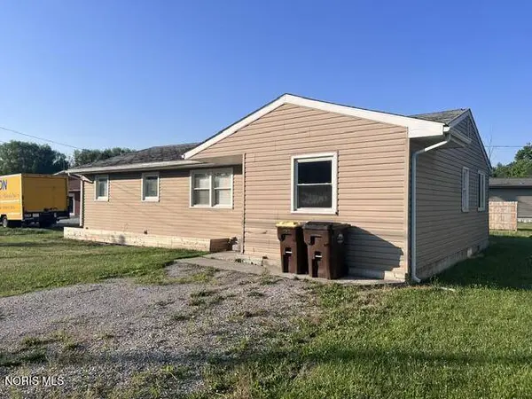 1129 Ayersville AVE, Defiance, OH 43512