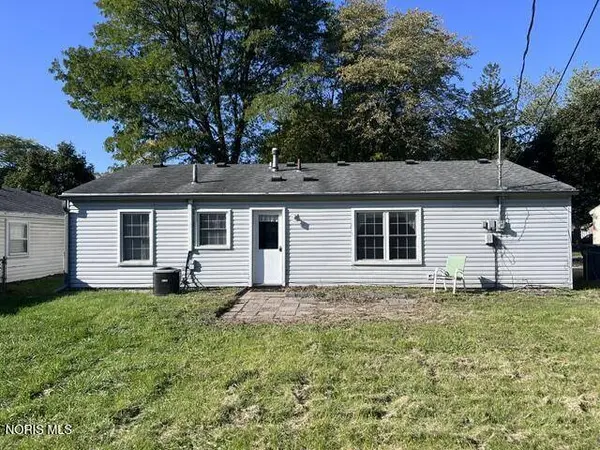 139 Friars LN, Toledo, OH 43615