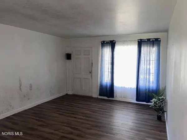 139 Friars LN, Toledo, OH 43615