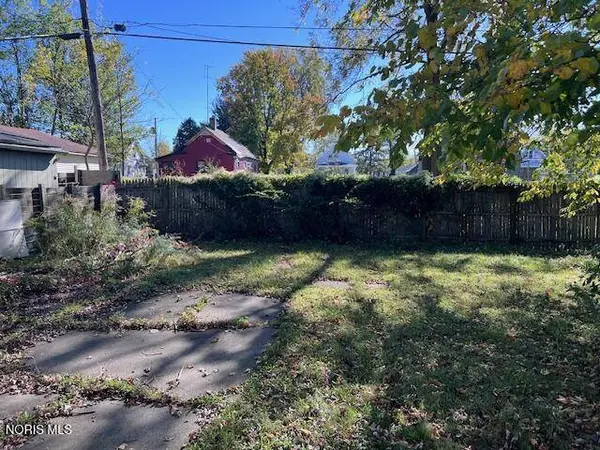 1635 Woodland AVE, Toledo, OH 43607