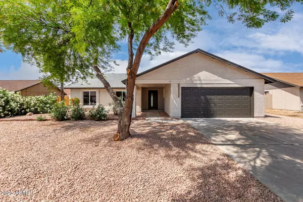 7232 W SUNNYSIDE Drive, Peoria, AZ 85345