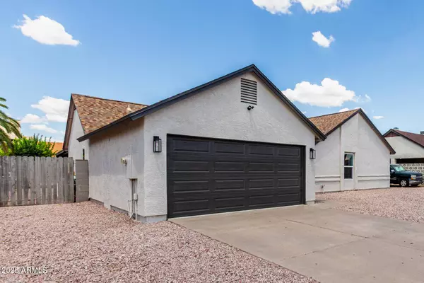 5546 W WILLOW Avenue, Glendale, AZ 85304