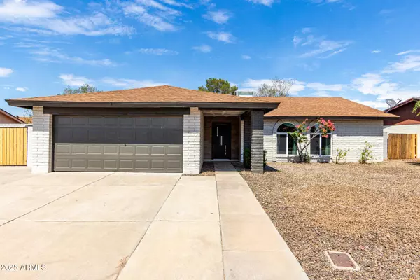 6610 W CHRISTY Drive, Glendale, AZ 85304