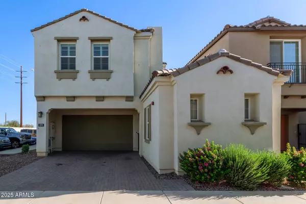 279 E ASTER Drive, Chandler, AZ 85286