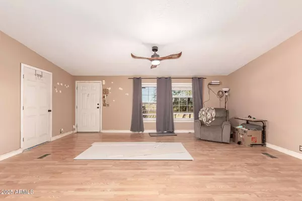 48800 W JULIE Lane, Maricopa, AZ 85139