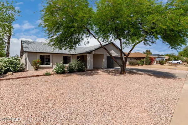 7232 W SUNNYSIDE Drive, Peoria, AZ 85345