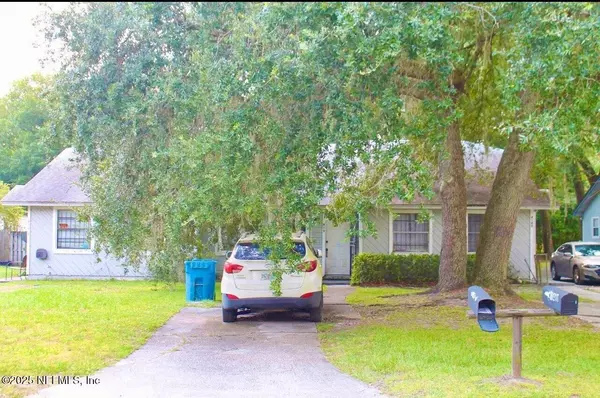 4136, 4138 & 4140 LORENZO CT, Jacksonville, FL 32208