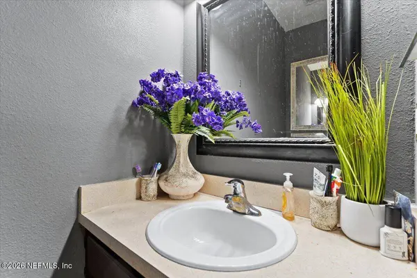 1510 BISCAYNE BAY DR, Jacksonville, FL 32218